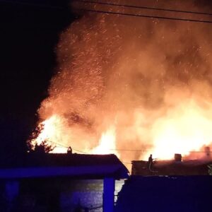 kutahyada uc ev kule dondu KFnEMdcc