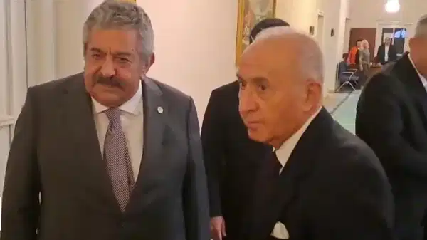 ankarada sicak saatler hikmet cetin ile feti yildiz tbmmde bir araya geldi gorusmeyi devlet bahceli mi istedi bMYzWNca