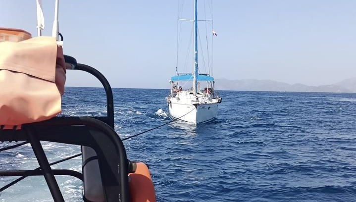 fethiye aciklarinda tekne arizasi eQXUh23J