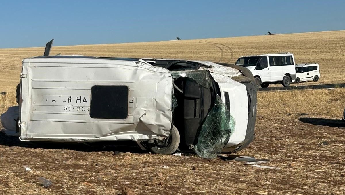 ogrenci servisi sarampole devrildi 9 yarali w7DRfYps