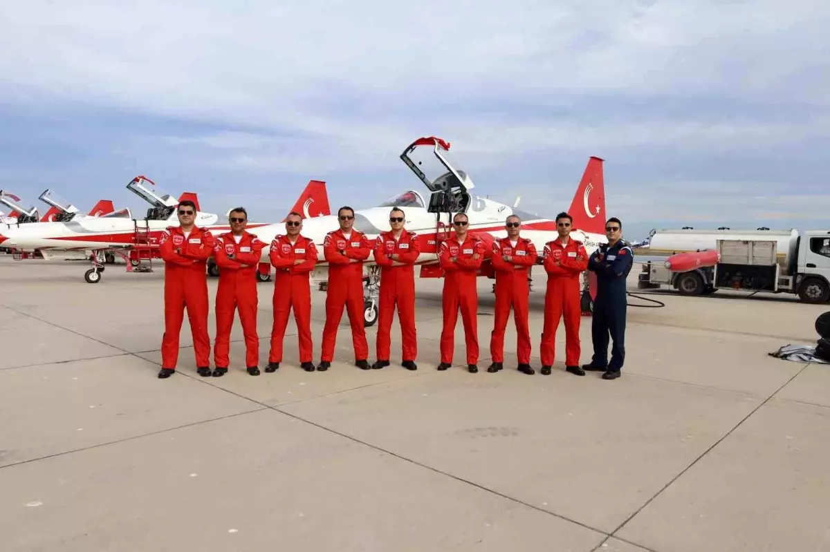 turk yildizlari teknofestte gosteri yapti yA7puxPj