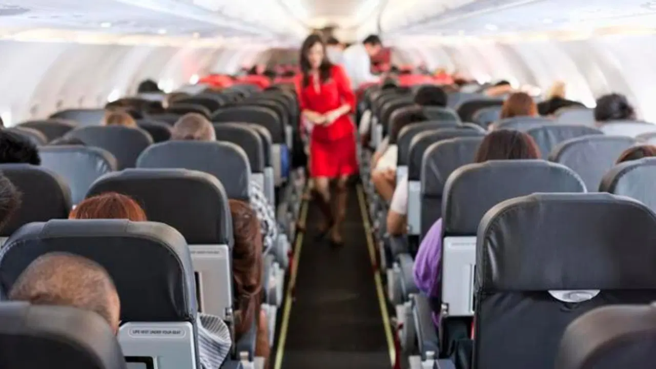 thy ucaginda bomba sakasi yolcu ucaktan indirildi uchI1xuc.jpg