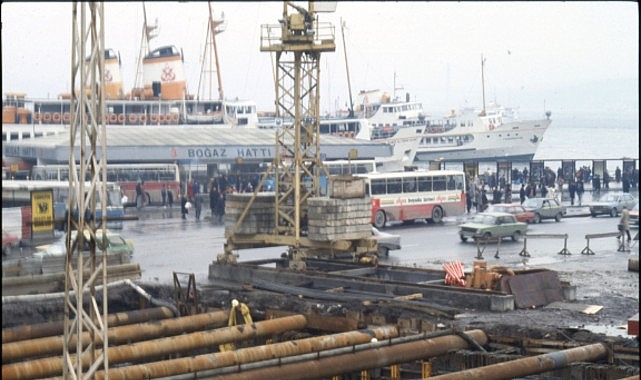 calismalarinda insan hik yelerine odaklanan fotografci ve foto muhabiri yildiz celikin arsivi salt arastirmada cevrimici erisime acildi LyUayAuJ.jpg