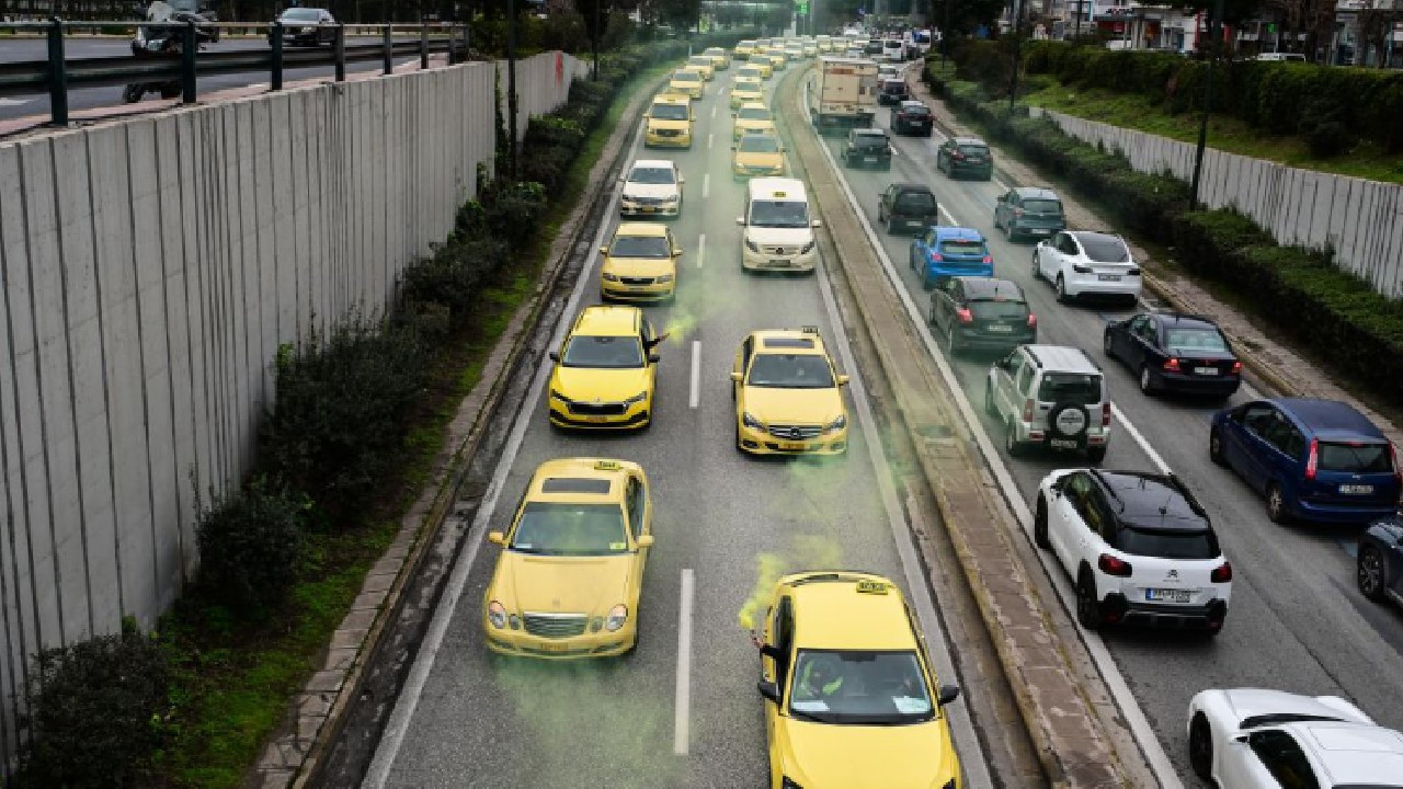 taksicilerden 48 saatlik grev mPqUegVB.jpg